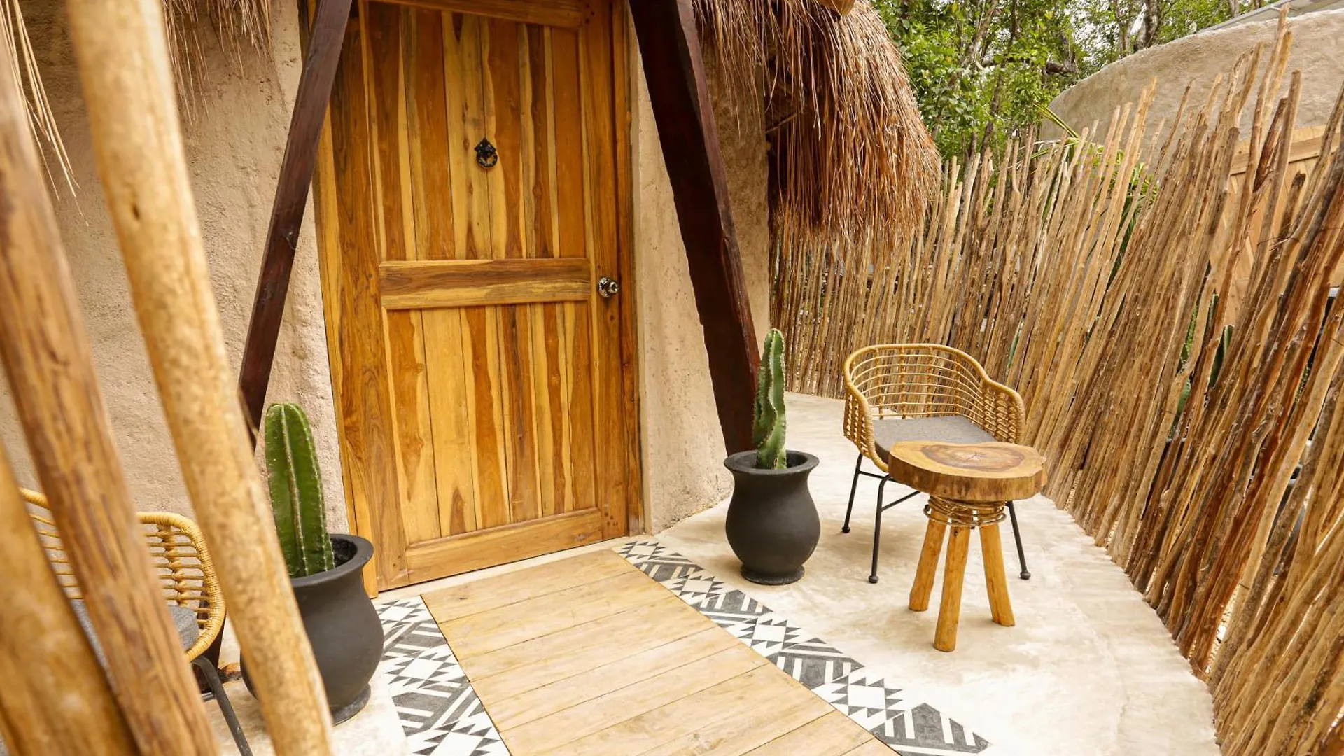 Hotel The Yellow Nest Tulum